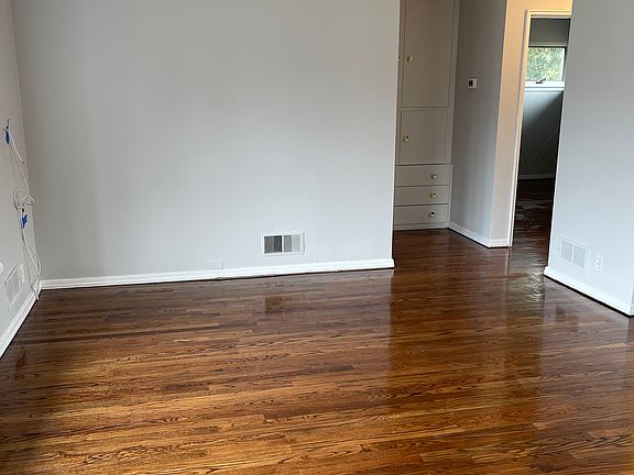 2nd image of 627 McCarthy Dr