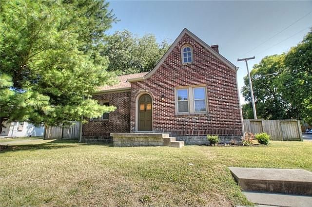 1st image of 227 Glenrose Ave