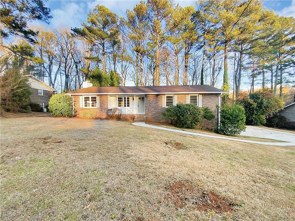1st image of 2240 Spalding Dr