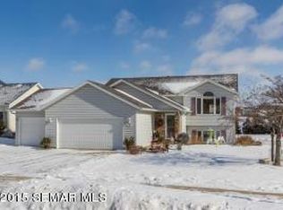 603 S Pointe Ln SW, Rochester, MN 55902