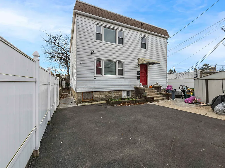 315 Old Bergen Rd #3B — Photo 23