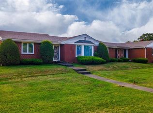 325 Rockdale Rd, Follansbee, WV 26037