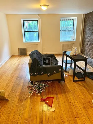 Rented by Highline Residential | media 8