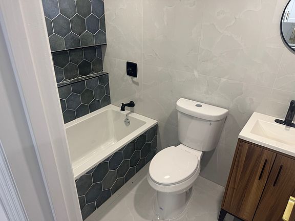 5th image of 119 E 29th St #2