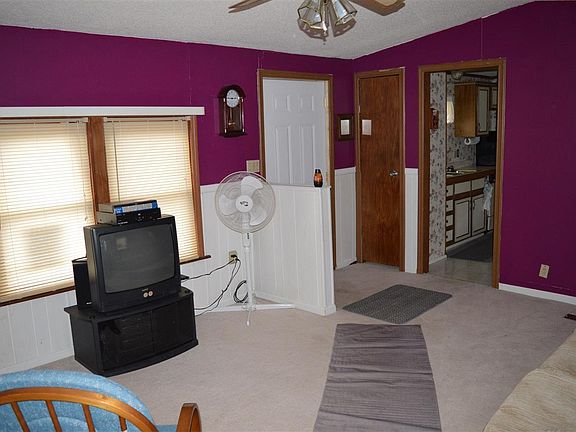 5th image of 226 Little Ln NE