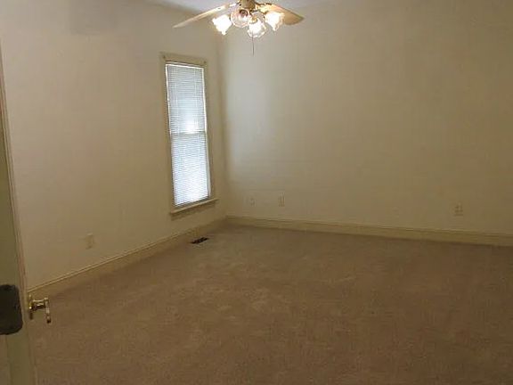 2nd image of 1352 Fairway Ter