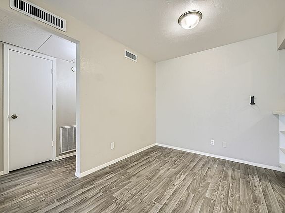 3504 Fawn Valley Dr 2091 - Web Quality - 005 - 06 Dining Room