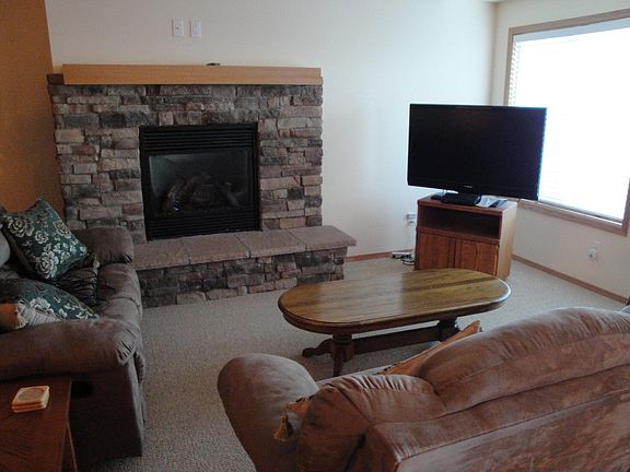 5th image of 2128 SW Freund St #1A