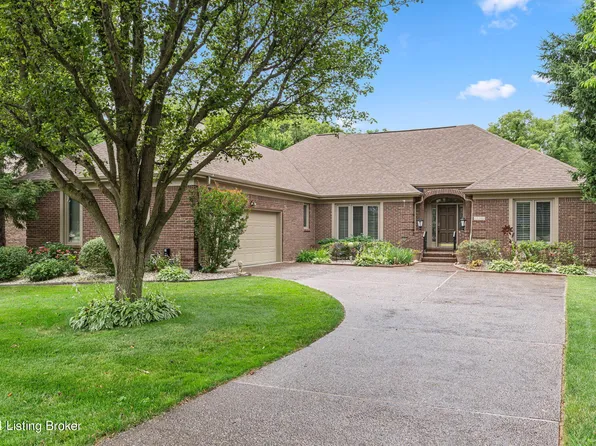 10306 Carriage House Ct, Louisville, KY 40223