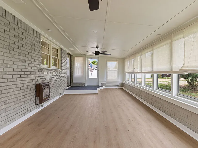 417 Edison Ave — Photo 15
