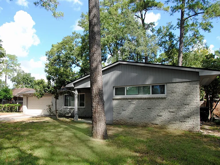 10034 Cedardale Dr — Photo 5