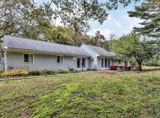 1007 River Rd, Marstons Mills, MA 02648
