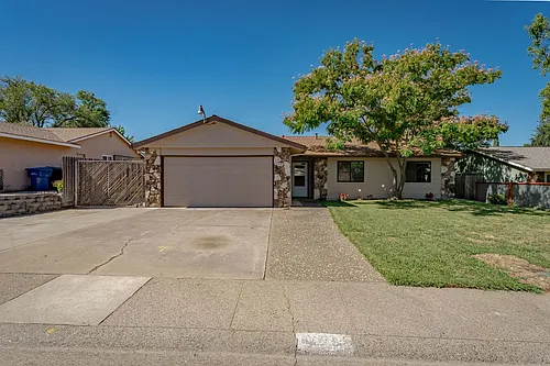 8126 Dart Way Photo 1