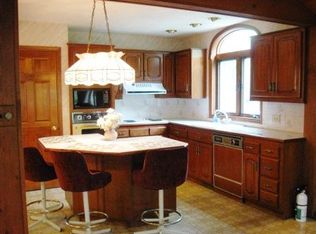 922 Highland Ave, Palmyra, NJ 08065