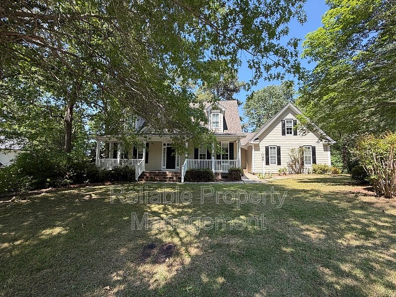 1st image of 1004 Melville Ln