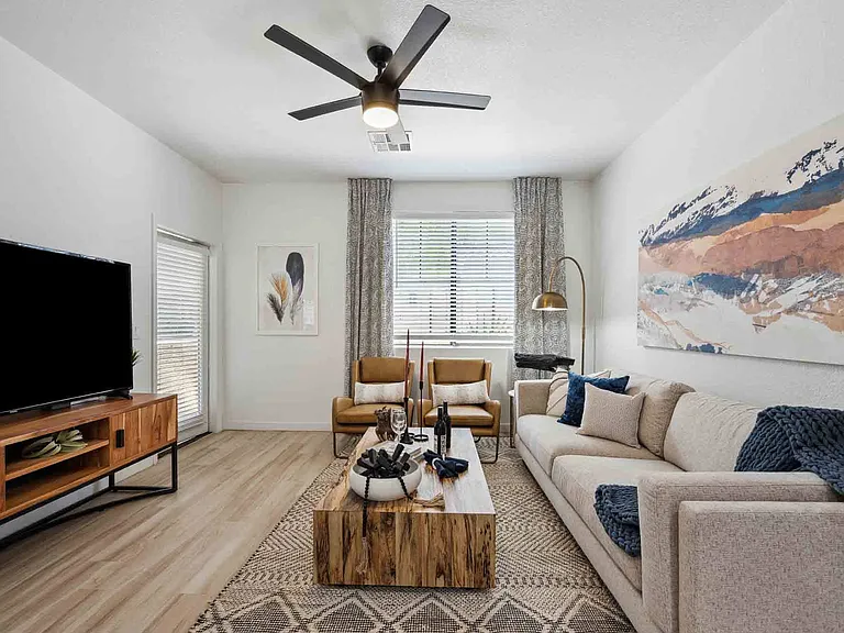 Zone Luxe, Glendale, AZ, Living Area