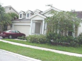4755 Lakeside Cir E, Davie, FL 33314