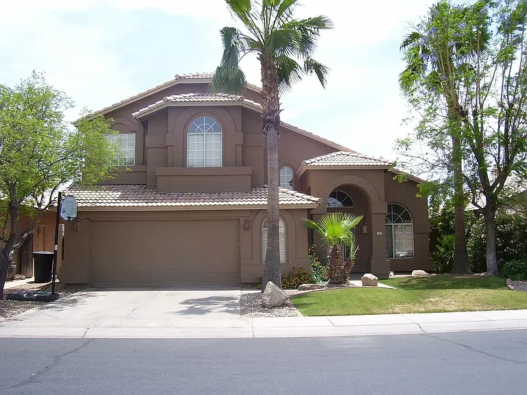 5165 W Linda Ln — Photo 1