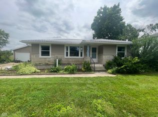 4363 Roosevelt Dr, Columbus, IN 47201