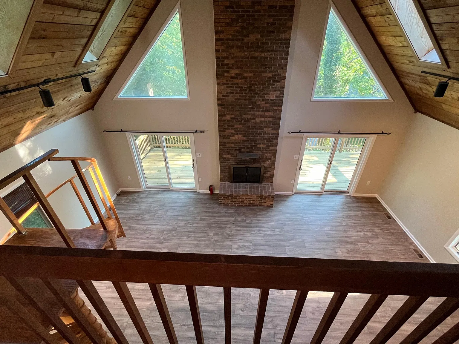 3 bed, 2780 sqft, $2,900 — Photo 3