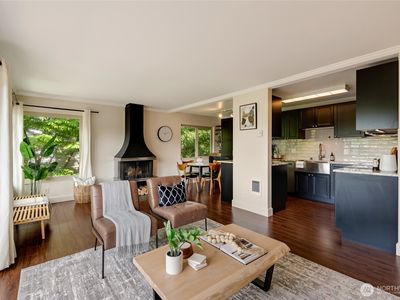 1110 E Harrison Street #301, Seattle, WA, 98102