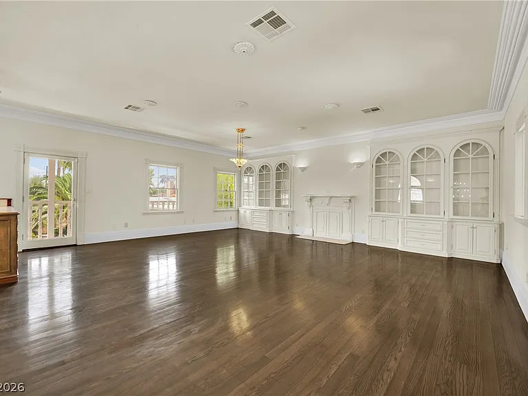 1250 Shadow Ln — Photo 16