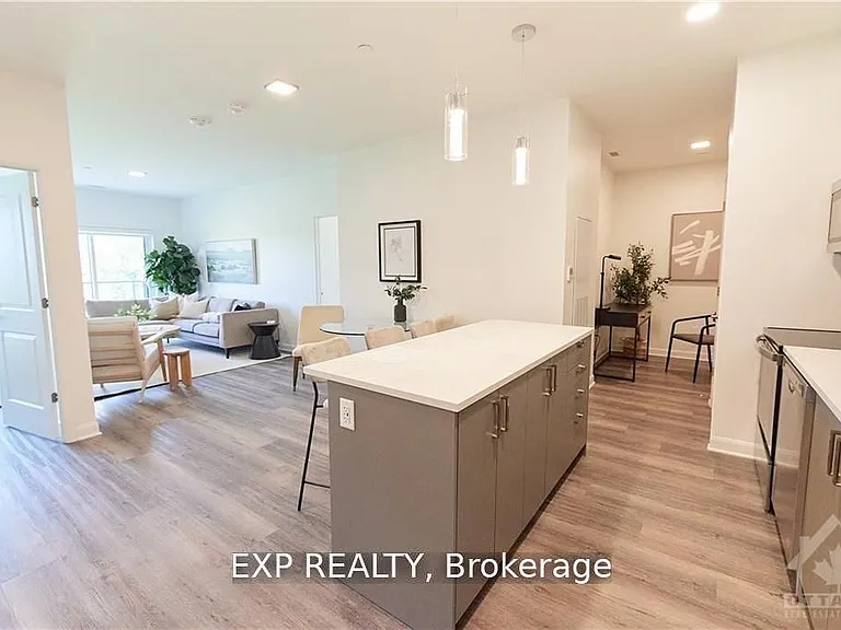 2055 Portobello Blvd #124 — Photo 2