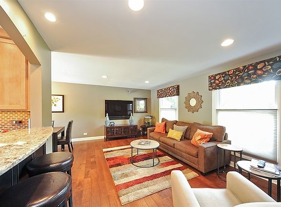 3rd image of 2521 Pebbleford Ln
