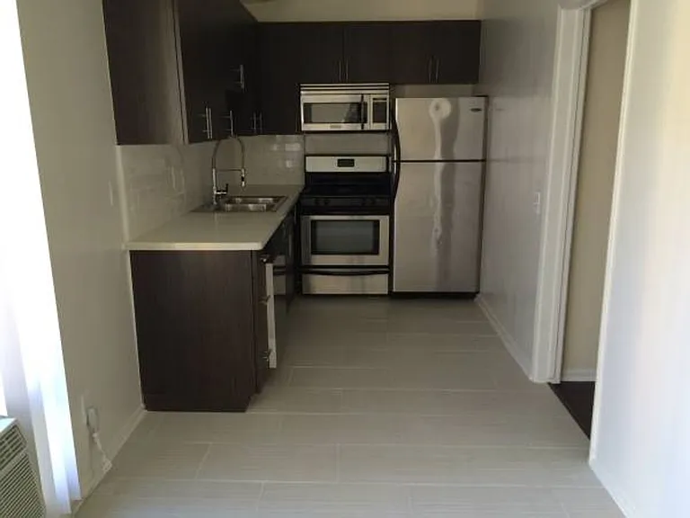 1326 N Flores Street — Photo 4