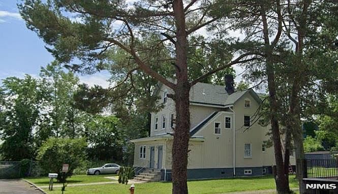 1st image of 37 Riverside Ave