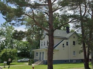 37 Riverside Ave, Little Ferry, NJ 07643
