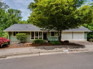3565 Wilshire Ln, Eugene, OR 97405