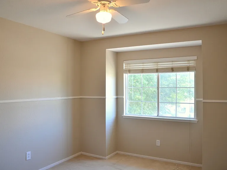 845 Shelborne Dr — Photo 23