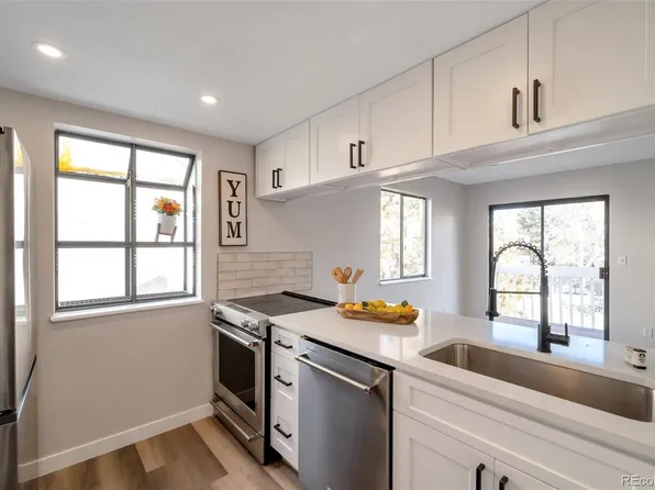 12524 E Cornell Avenue #301, Aurora, CO 80014