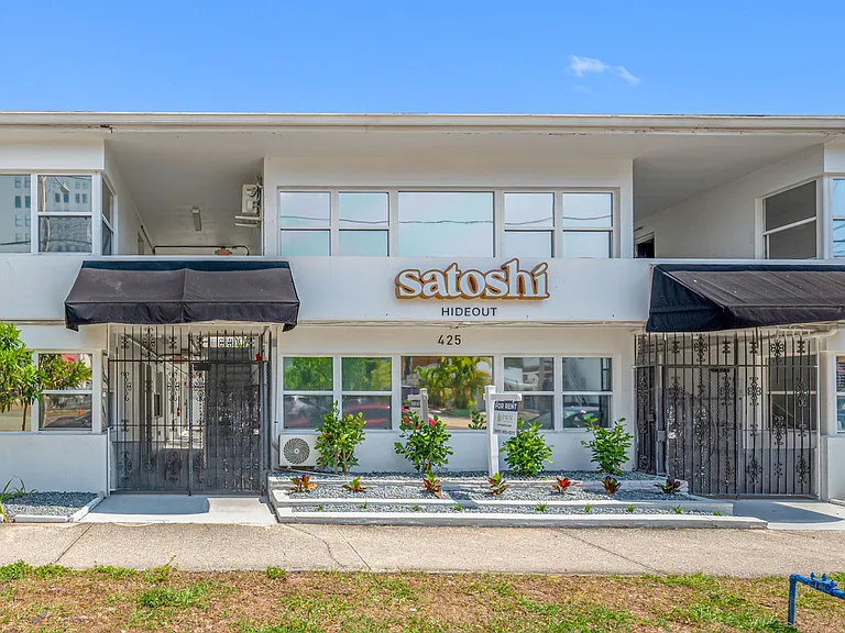Satoshi Hideout — Photo 1