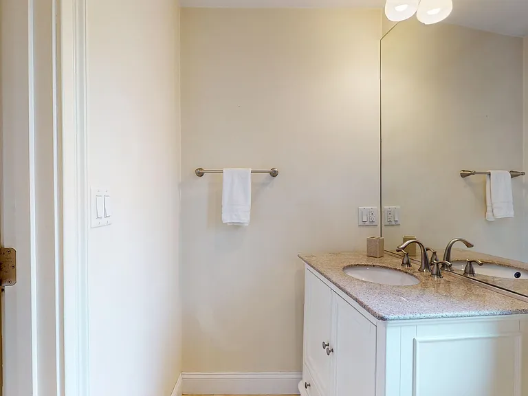 14 Bradbury St #14 — Photo 16