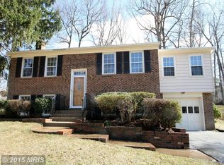 4809 King Solomon Dr, Annandale, VA 22003