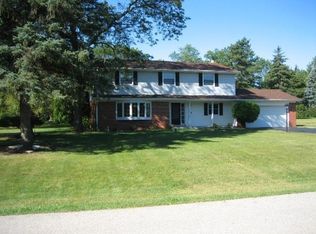 15995 Cornell Ct, Brookfield, WI 53005