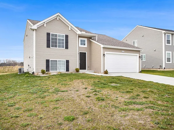 2674 Blooming Bud Ln SE, Kentwood, MI 49508
