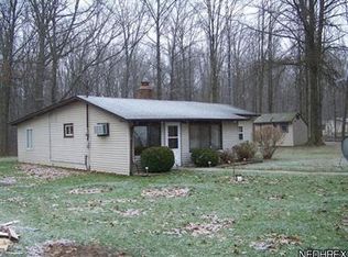 7806 Penn Line Dr, Williamsfield, OH 44093
