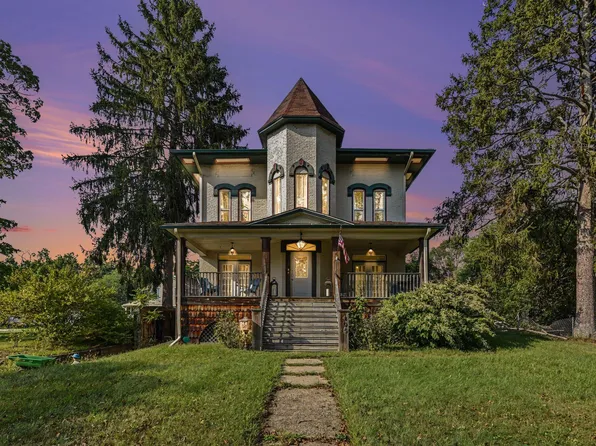 405 Cedar St, Albion, MI 49224