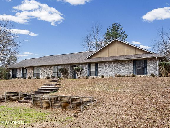 2nd image of 165 Devils Backbone