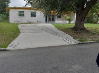 1712 Hialeah St, Orlando, FL 32808