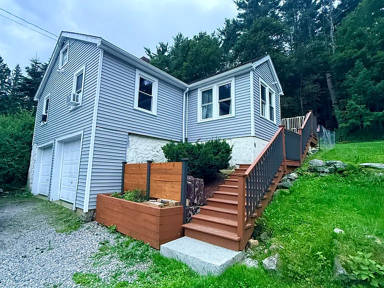 47 Blackberry St — Photo 1