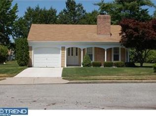 32 Dunstable Rd, Southampton, NJ 08088