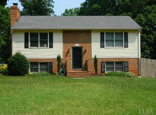 101 Jefferson Woods Dr, Forest, VA 24551