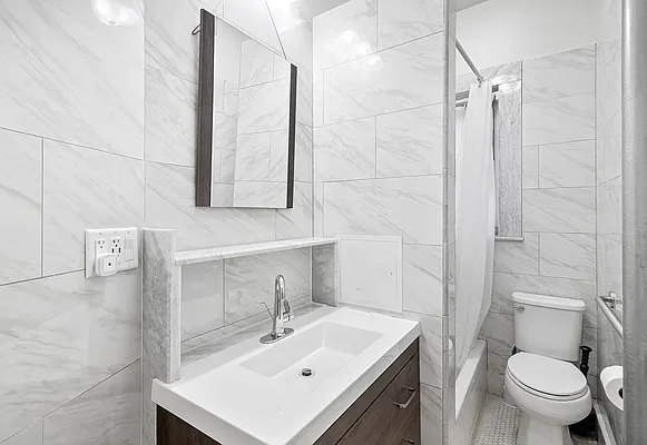 Rented by Keller Williams NYC | media 16