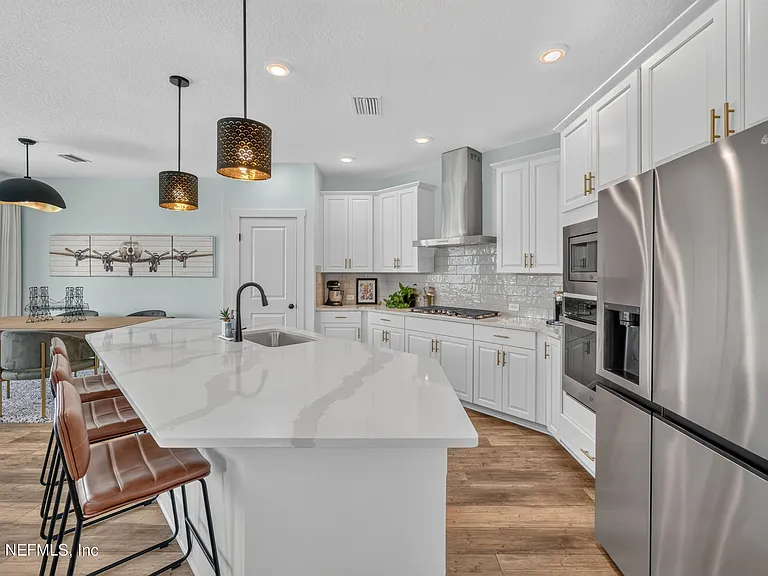 9807 Element Rd — Photo 7