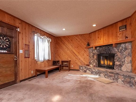 3rd image of 741 W Big Bear Blvd