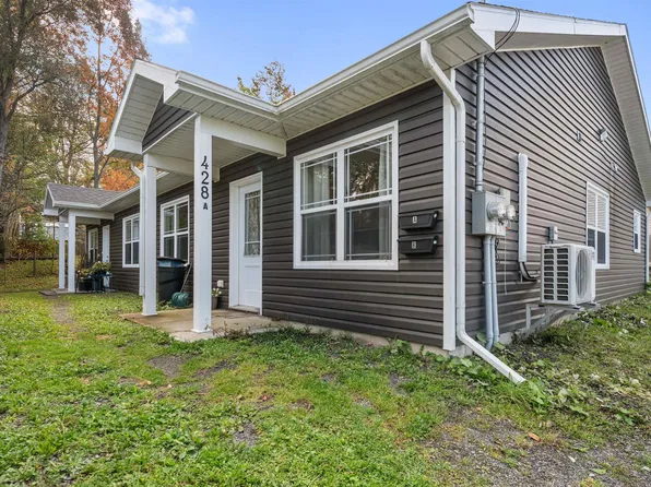 428 Stewart St, New Glasgow, NS B2H 2R8